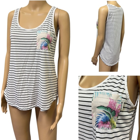Rip Curl Tops - Rip Curl White and Black Striped Tank Top with Tropical Pocket Womens Small
